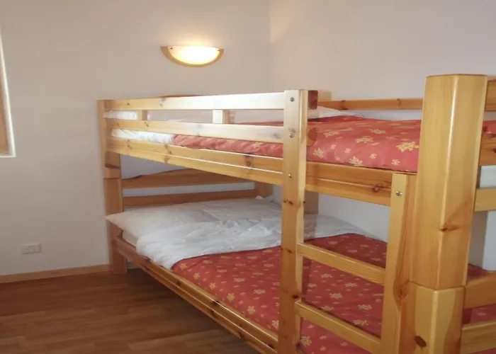 100 M From The Slope Apartamento *