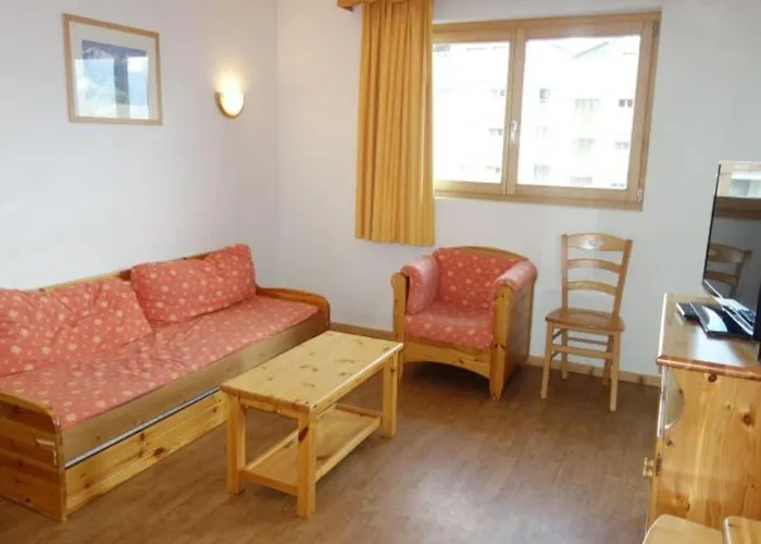 100 M From The Slope * Nendaz