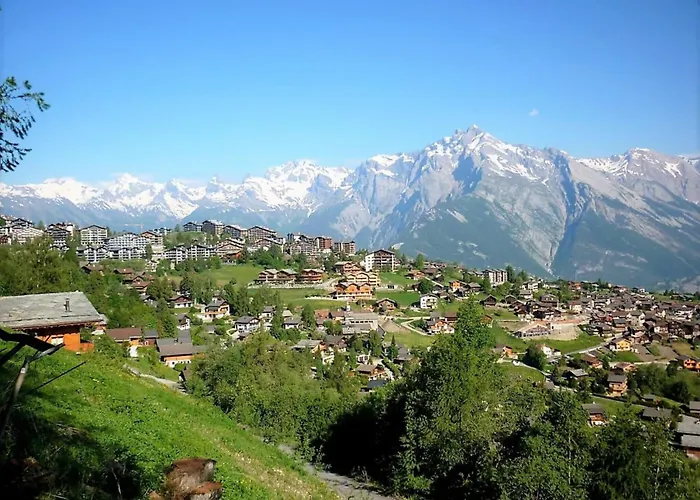 100 M From The Slope Apartmán *